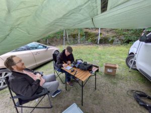 Fredagsmys i Farstanäset där vi deltar i Fredagsringen 2025-07-11 19: