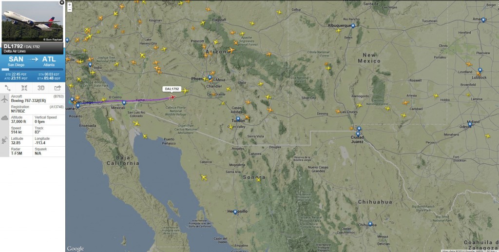 KN4YZ pilot på en Boeing 767 ovanför Phoenix Arizona, på väg från  San Diego till Atalanta.